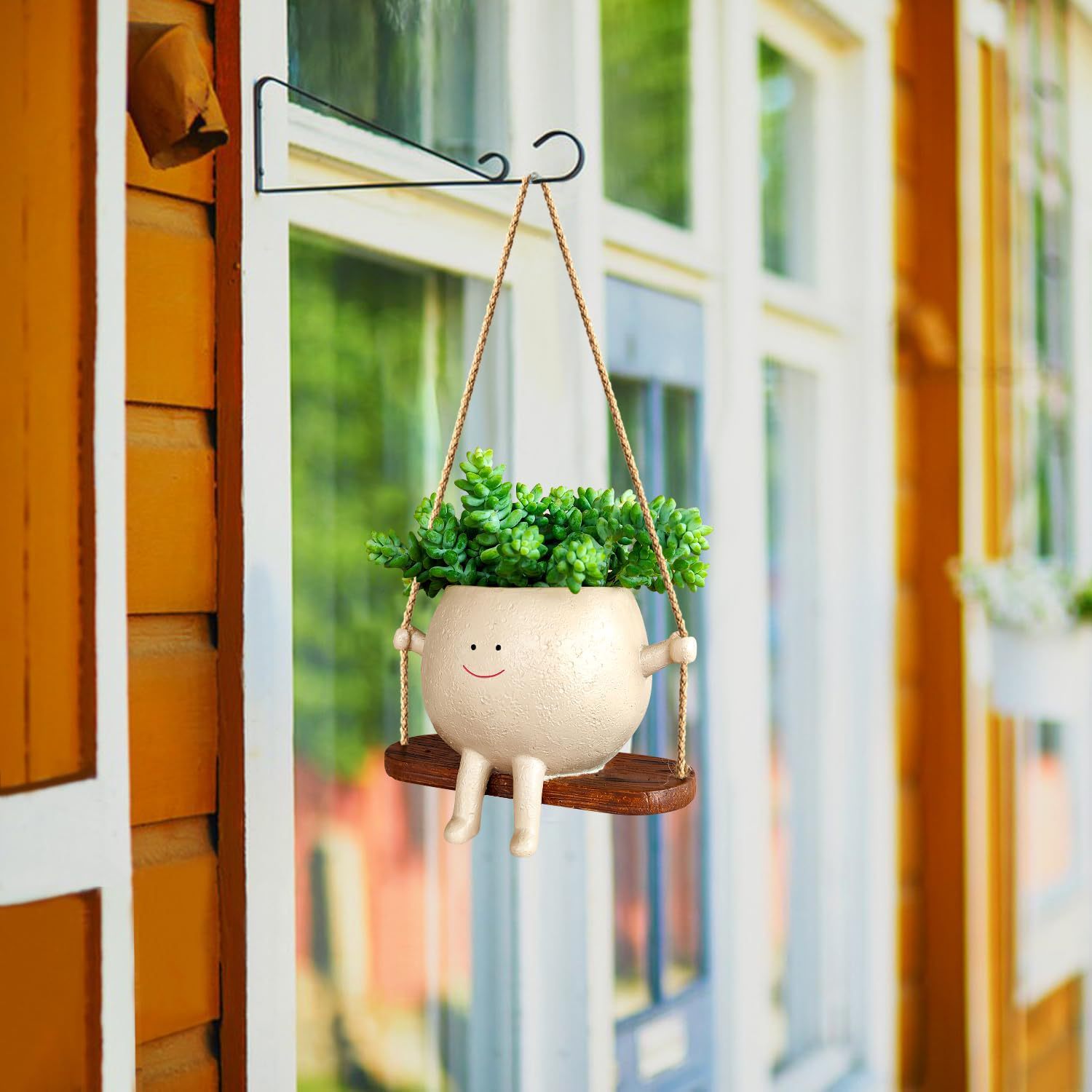 Orluxia Swing Face Planter Pot – Hanging Resin Flower Pot for Succulents & Garden Decor Home Garden Supplies
